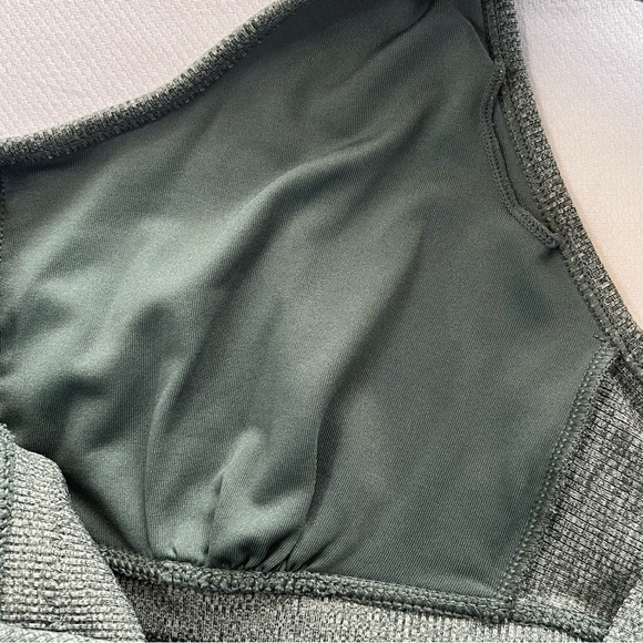 Freely Women's Sports Bra Heather Green Lined Bust Scoop Neck V Back Size M - Picture 5 of 7